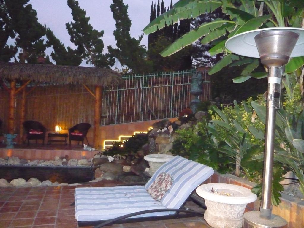Gasthof Woodland Hills Calabasas Guesthouses 3*