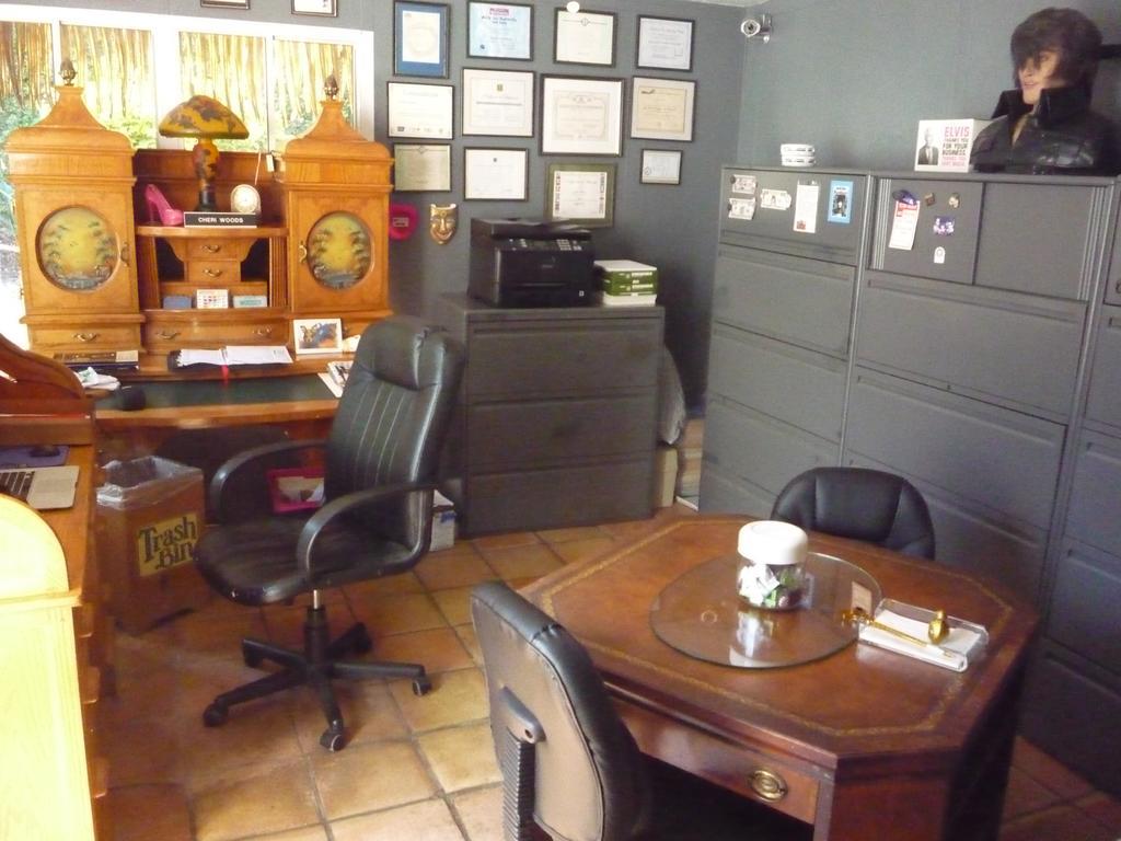 Woodland Hills Calabasas Guesthouses Gasthof